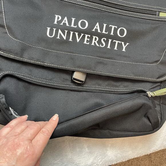 Palo Alto University Computer Messenger Bag 16"x3.5"x13" Black Owl Deluxe School - Picture 4 of 16